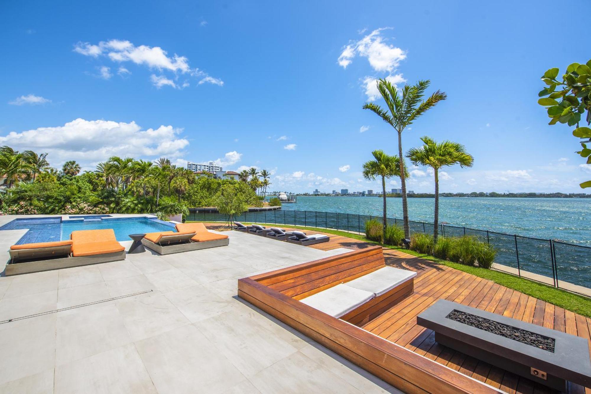 Indulge In Luxury Your Tranquil Resort Mansion Awaits In Vibrant Miami Βόρειο Μαϊάμι Εξωτερικό φωτογραφία